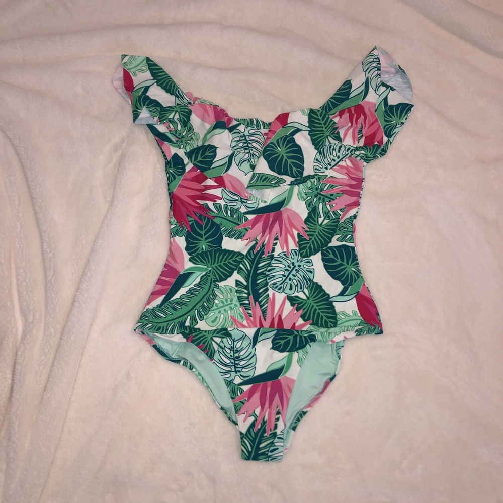 NWT Mama swim suit size small current season Matilda Jane